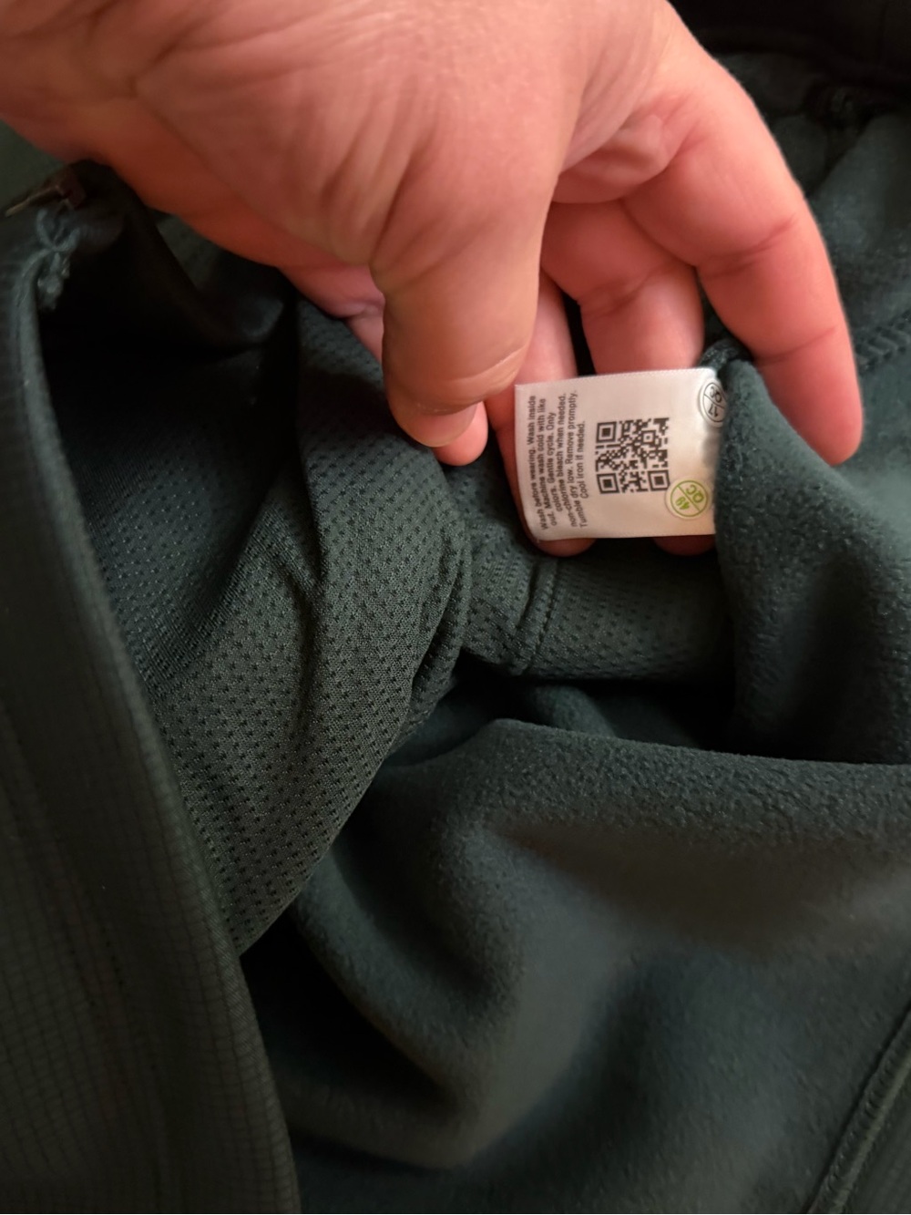 Mens Dark Green fleece jacket. Never worn with tags